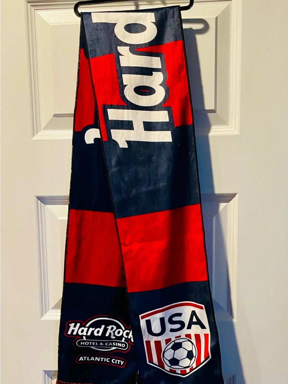 Hard Rock USA Soccer Scarf - Navy & Red